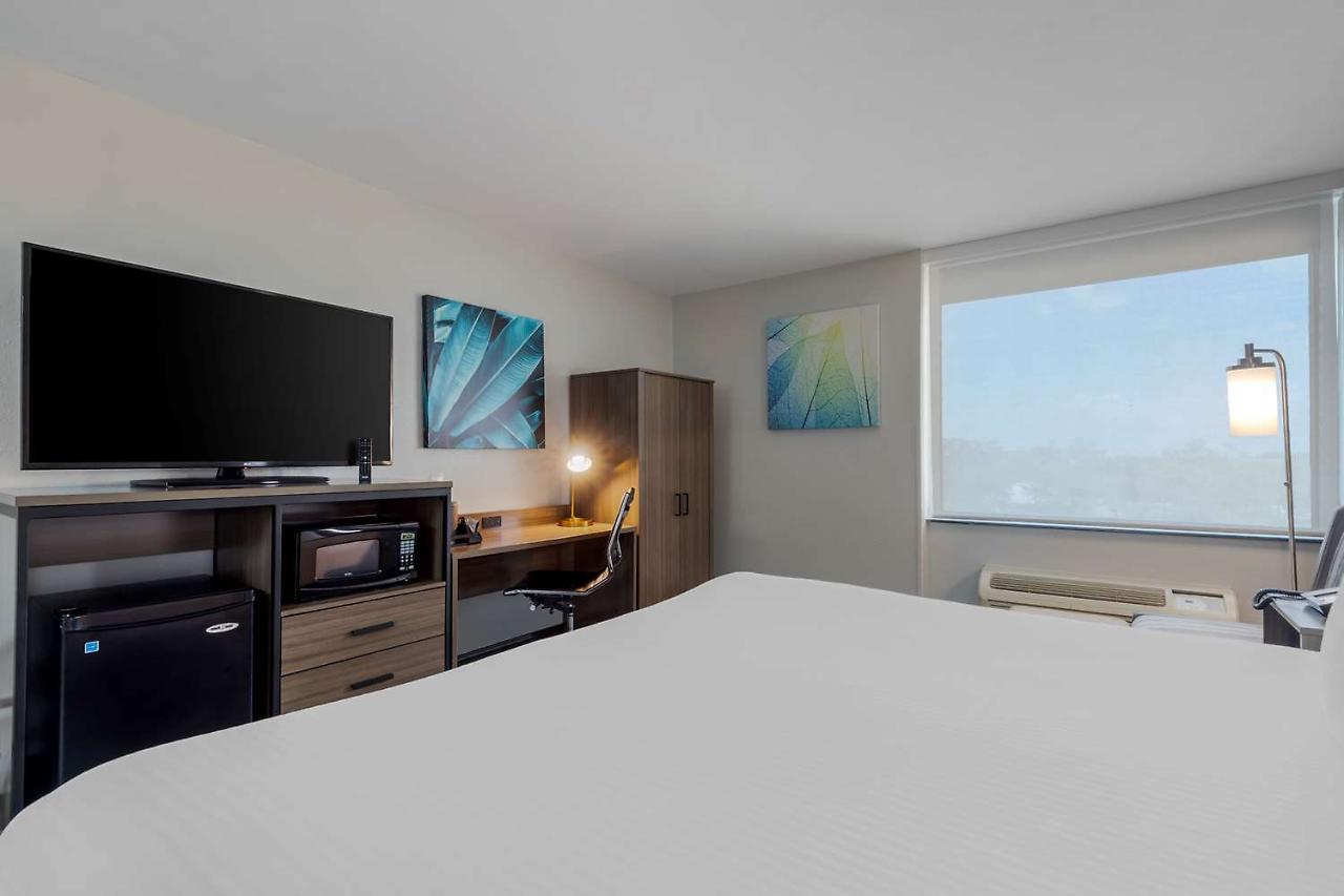 Western Airport Hotel