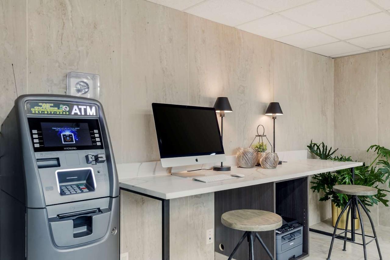 Hotel Western Airport 3*